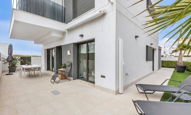 Appartement - Begane grond - Herverkoop - Torrevieja - Torrelamata - La Mata