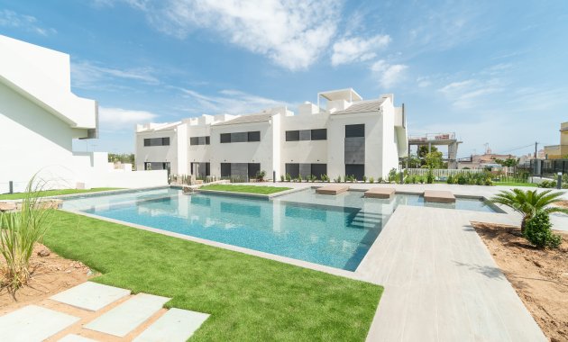 Bungalow op verdieping - Nieuwbouw Woningen - Torrevieja - Torrevieja