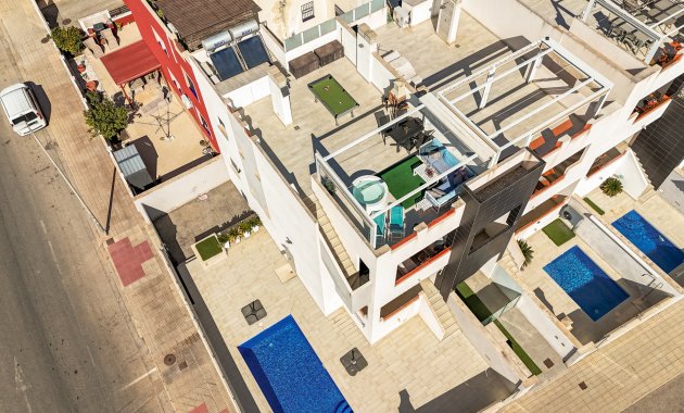 Bungalow - Wiederverkauf - Los Altos -
                Los Altos