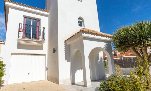 Chalet - Reventa - Torrevieja -
                Los Balcones