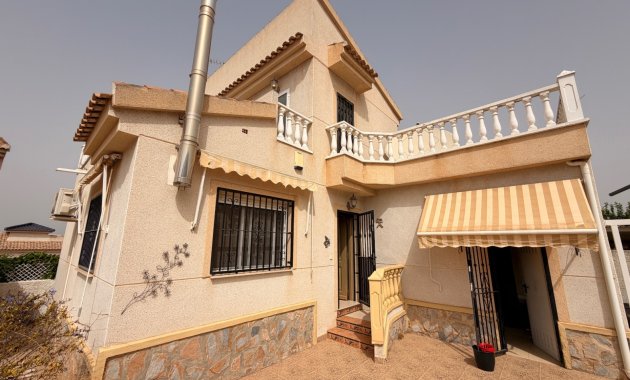 Détaché / Villa - Revente - Benijofar -
                Benimar