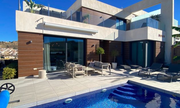 Detached House / Villa - Resale - Benijofar -
                Benijofar