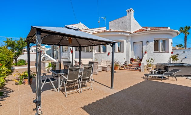 Detached House / Villa - Resale - Ciudad Quesada - Rojales -
                Rojales