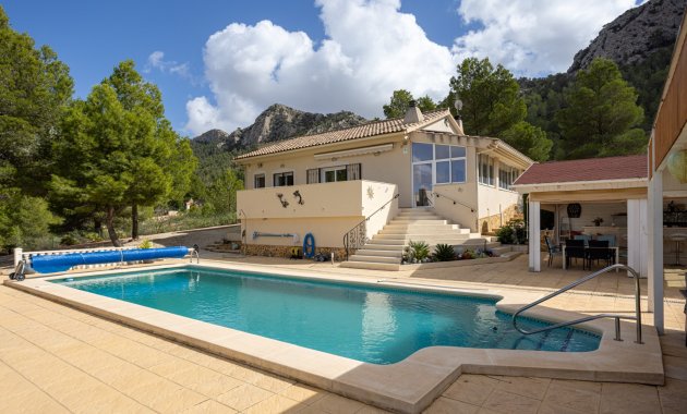 Detached House / Villa - Resale - La Zarza -
                La Zarza