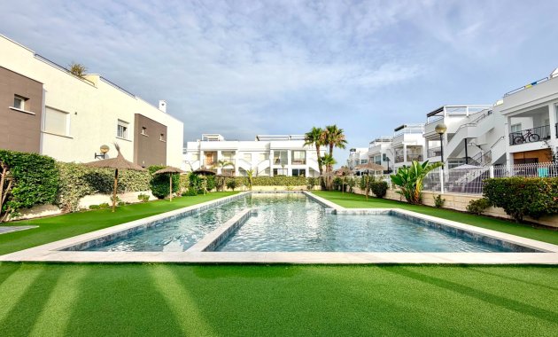 Erdgeschosswohnung - Wiederverkauf - Torrevieja - Aguas Nuevas