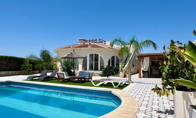 Freistehend / Villa - Wiederverkauf - Ciudad Quesada - Rojales - Quesada Center