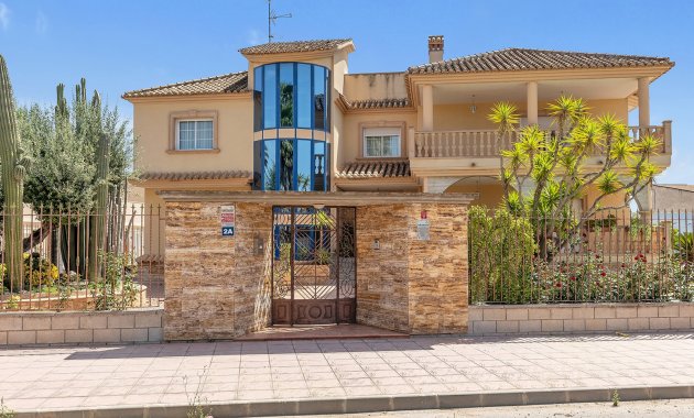 Freistehend / Villa - Wiederverkauf - Orihuela Costa -
                Orihuela