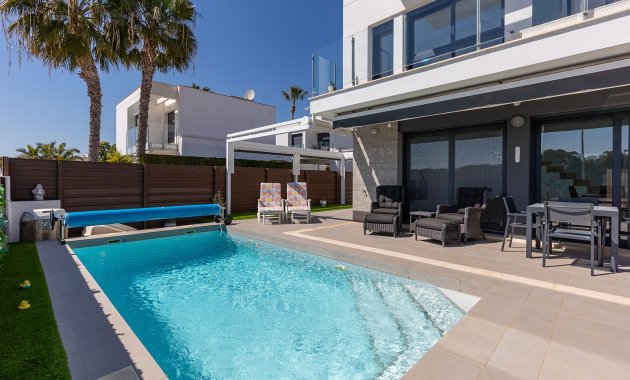 Freistehend / Villa - Wiederverkauf - Orihuela -
                Vistabella Golf