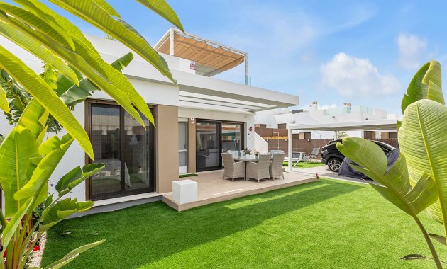 Geschakelde Villa - Herverkoop - Orihuela Costa - Vistabella Golf