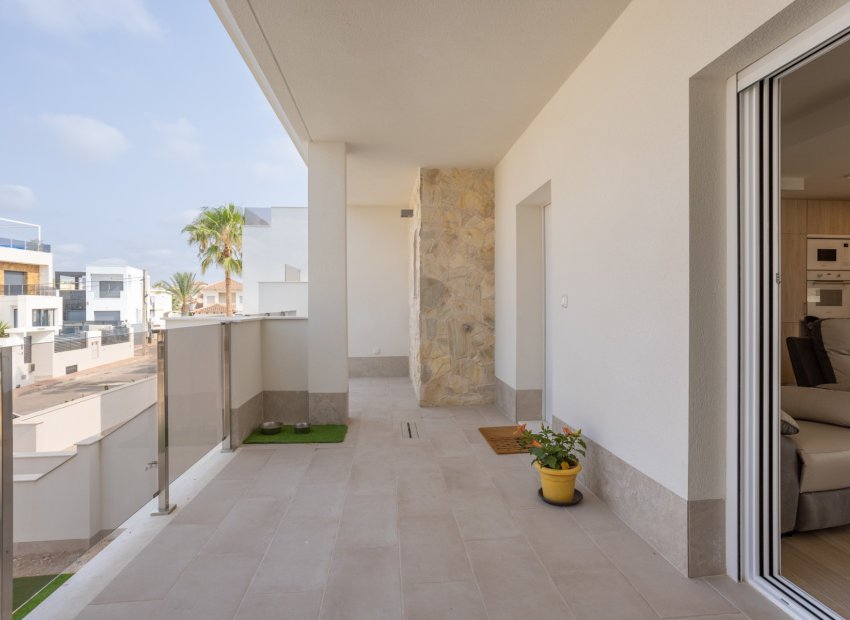 Herverkoop - 1. Apartment / flat -
San Miguel de Salinas - BLUE LAGOON