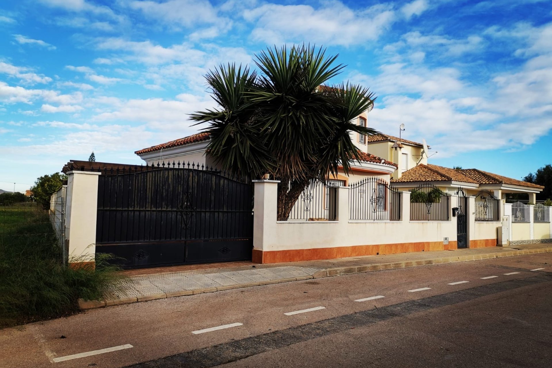 Herverkoop - 4. House - Detached Villa -
Los Alcazares - Town