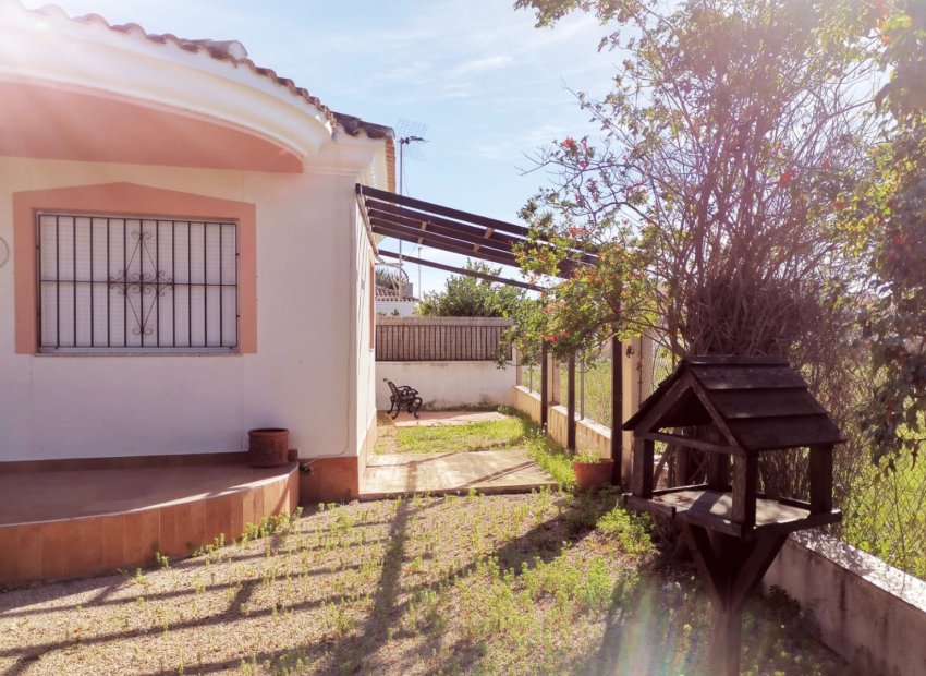 Herverkoop - 4. House - Detached Villa -
Los Alcazares - Town