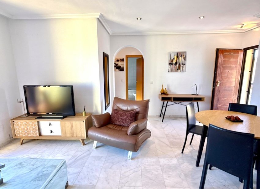 Herverkoop - Appartement -
Algorfa