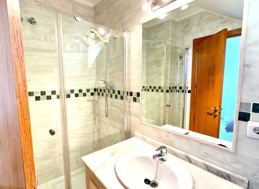 Herverkoop - Appartement -
Algorfa