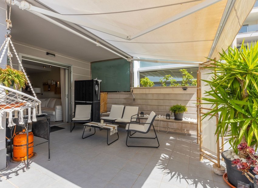 Herverkoop - Appartement - Begane grond -
La Mata - Playa