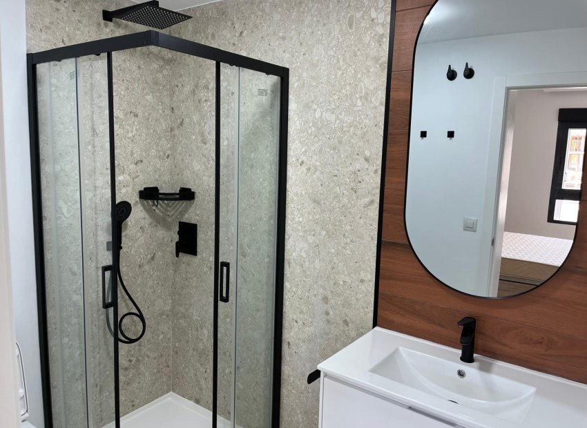 Herverkoop - Appartement - Begane grond -
San Miguel de Salinas