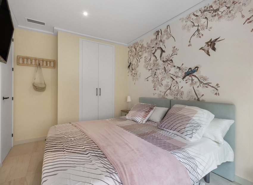 Herverkoop - Appartement - Begane grond -
Torrevieja - Torrelamata - La Mata