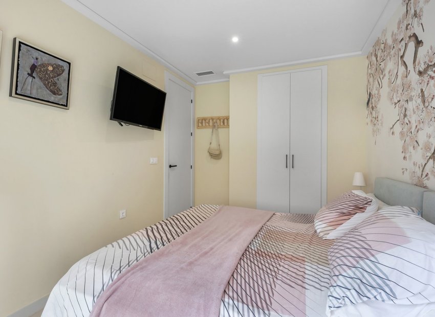 Herverkoop - Appartement - Begane grond -
Torrevieja - Torrelamata - La Mata