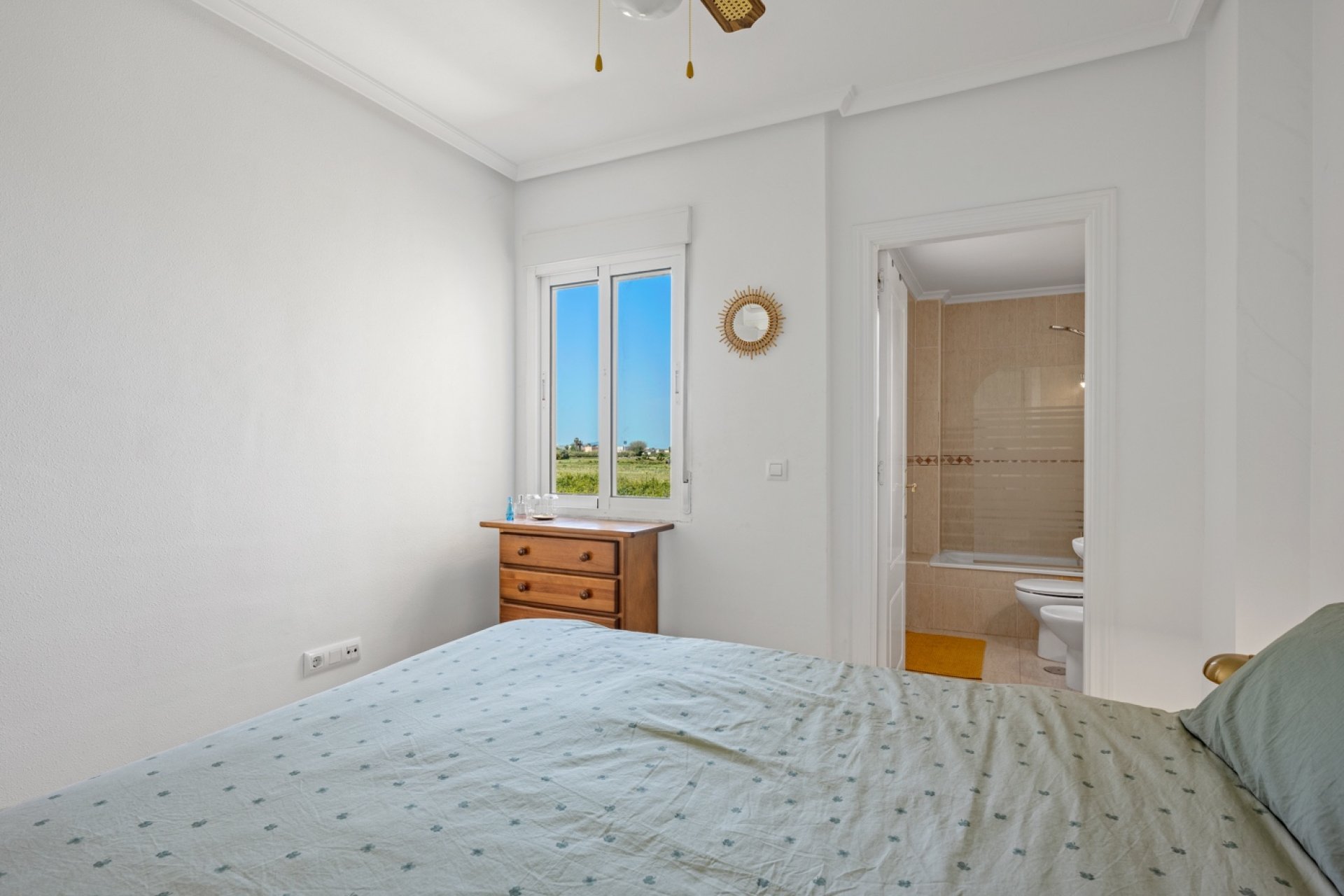 Herverkoop - Appartement -
Daya Nueva - Costa Blanca South