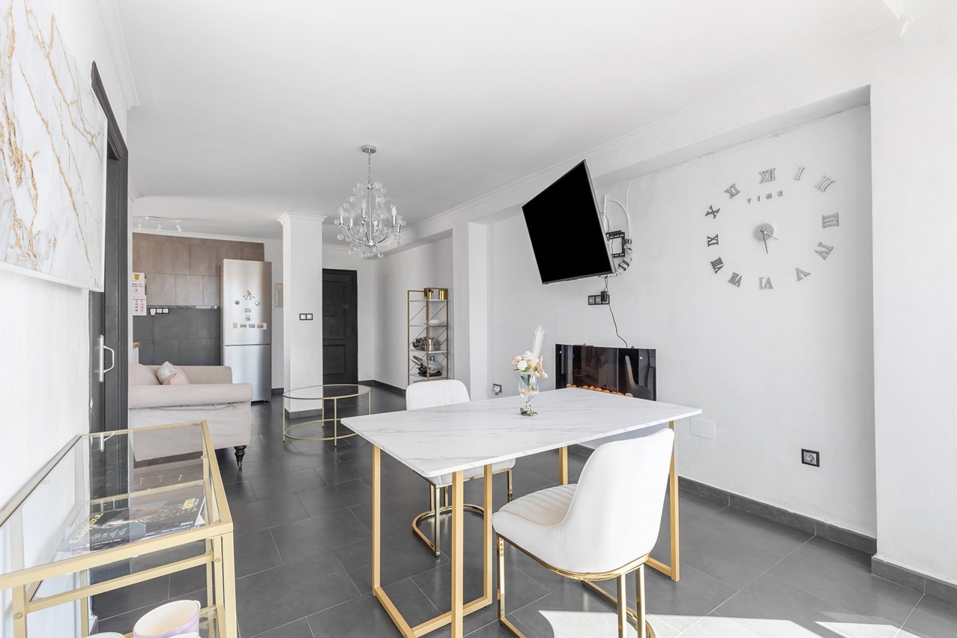 Herverkoop - Appartement -
Daya Nueva