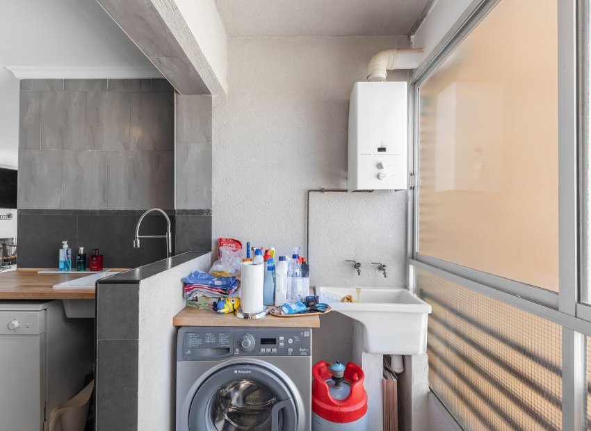 Herverkoop - Appartement -
Daya Nueva
