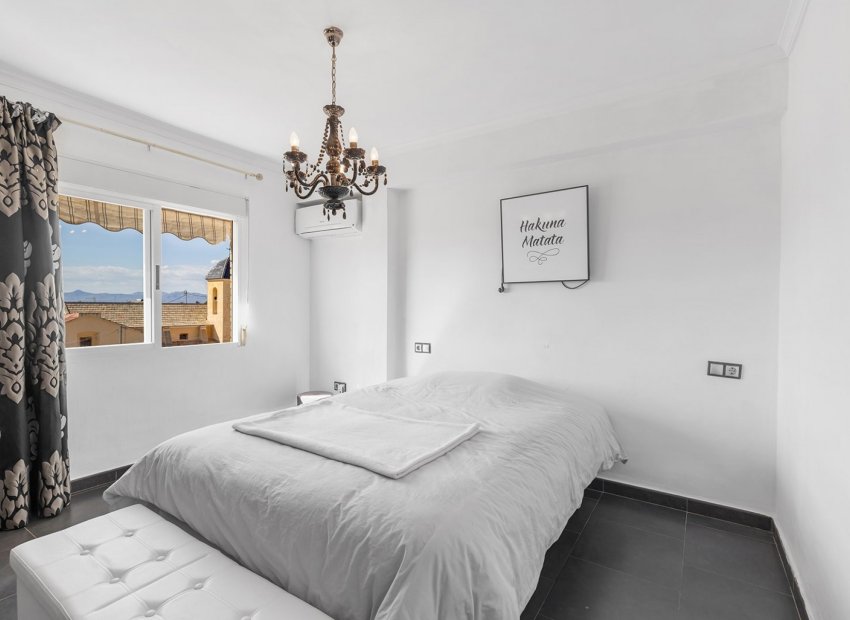 Herverkoop - Appartement -
Daya Nueva