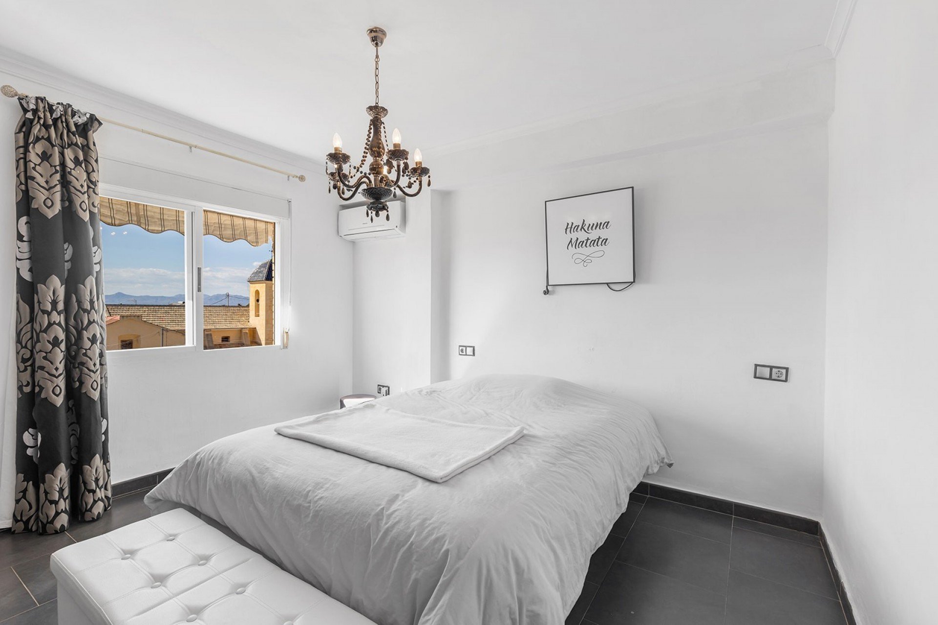 Herverkoop - Appartement -
Daya Nueva