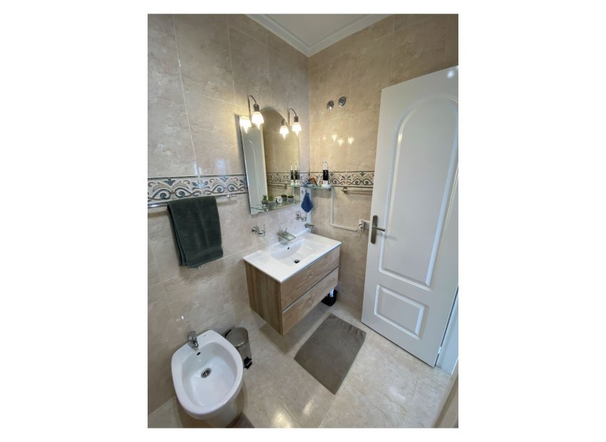 Herverkoop - Appartement -
Dona Pepa