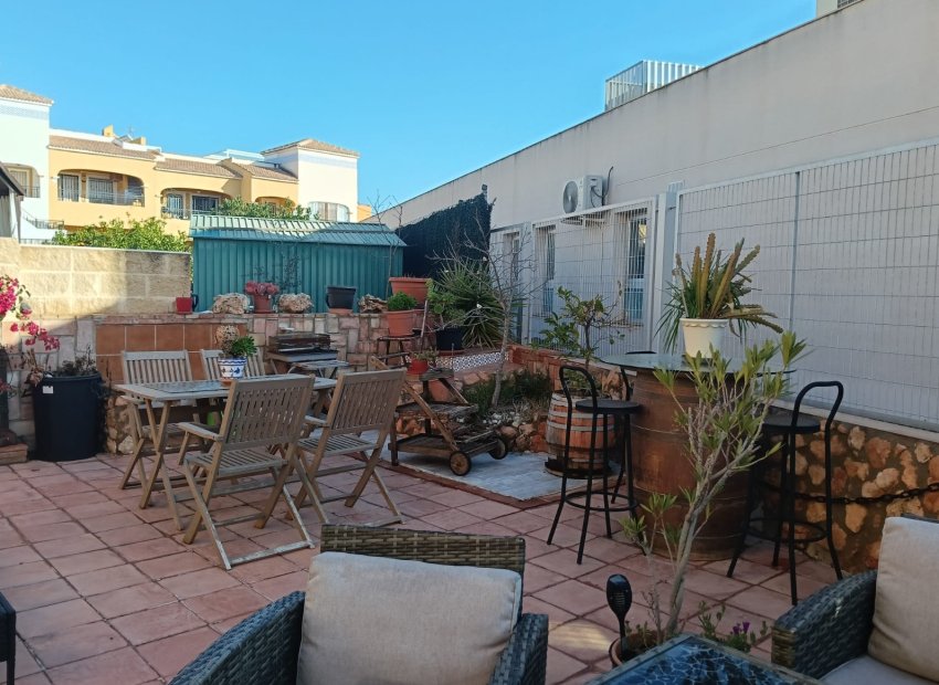 Herverkoop - Appartement -
Los Montesinos - La Herrada