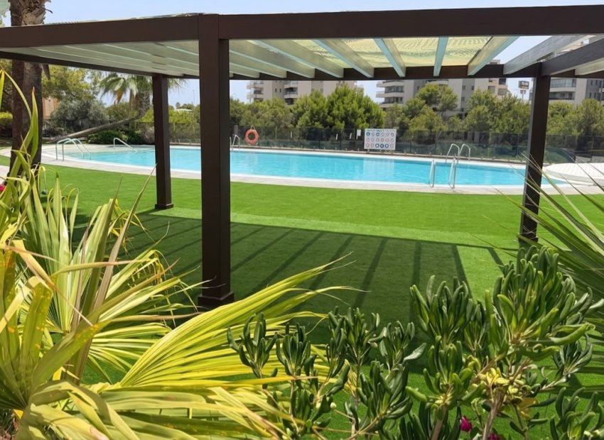 Herverkoop - Appartement -
Orihuela Costa - La Zenia