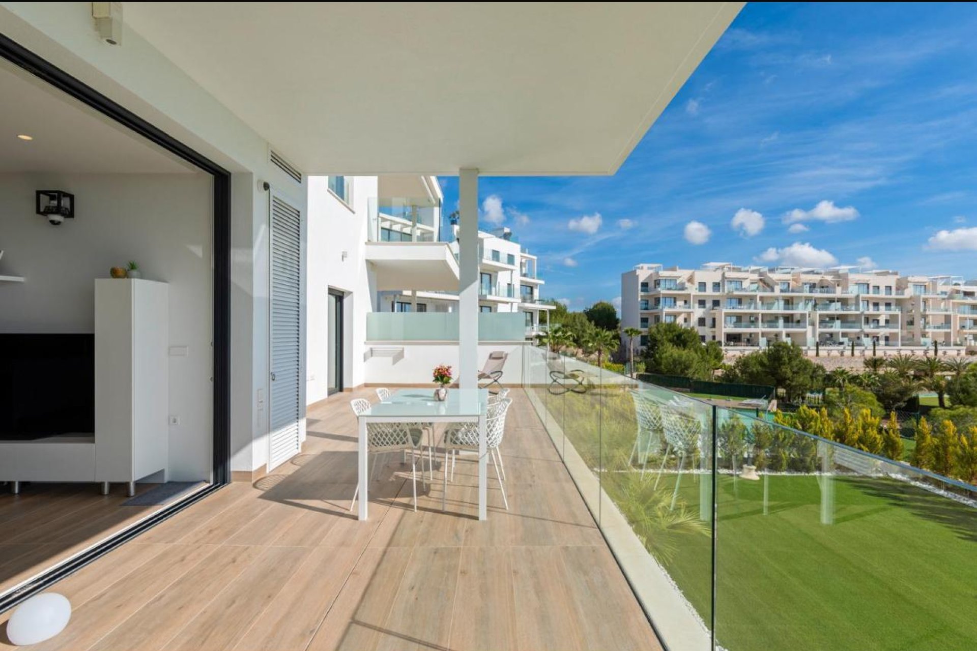 Herverkoop - Appartement -
Orihuela Costa - Las Colinas Golf