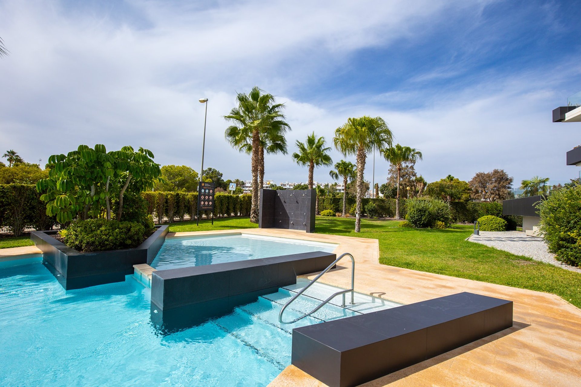 Herverkoop - Appartement -
Orihuela Costa