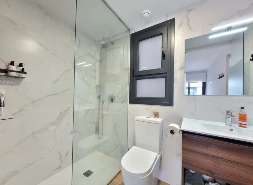 Herverkoop - Appartement -
Orihuela Costa