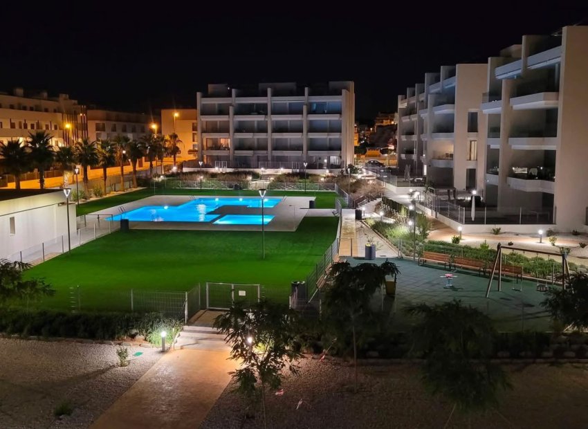 Herverkoop - Appartement -
Orihuela Costa