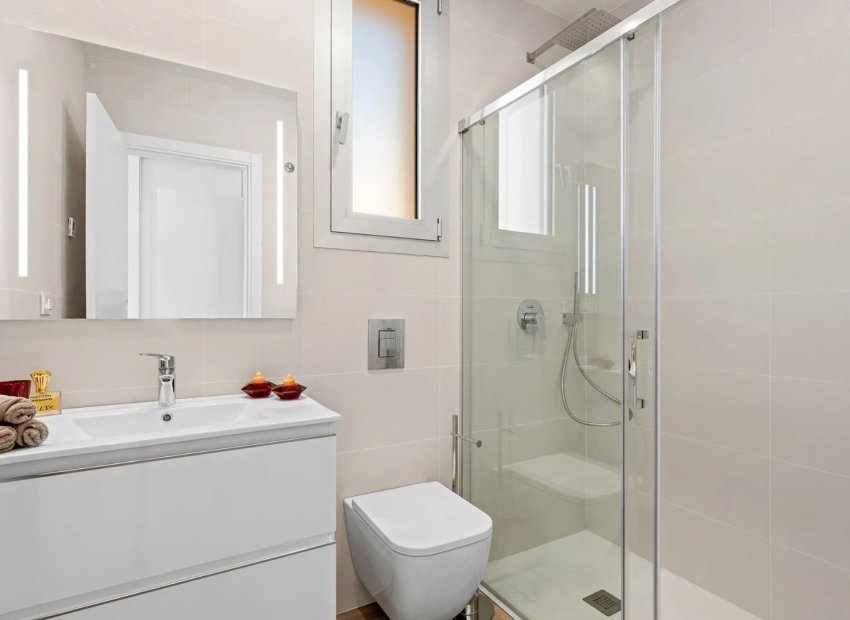 Herverkoop - Appartement -
Orihuela Costa