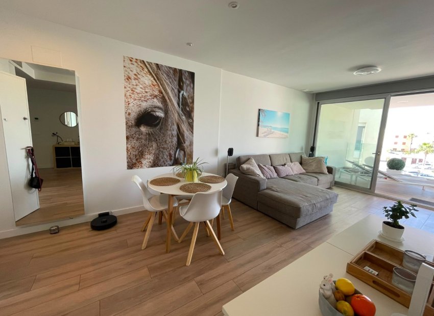 Herverkoop - Appartement -
Orihuela Costa