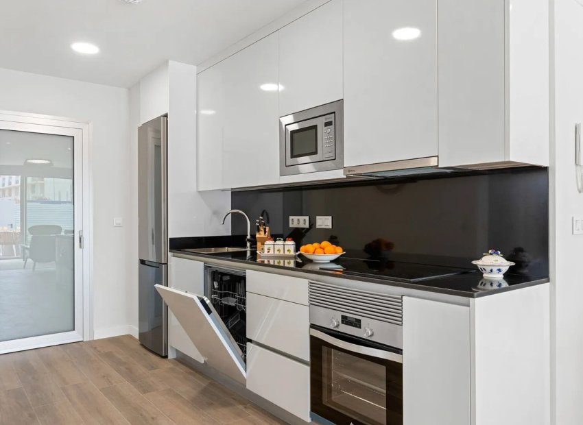 Herverkoop - Appartement -
Orihuela Costa