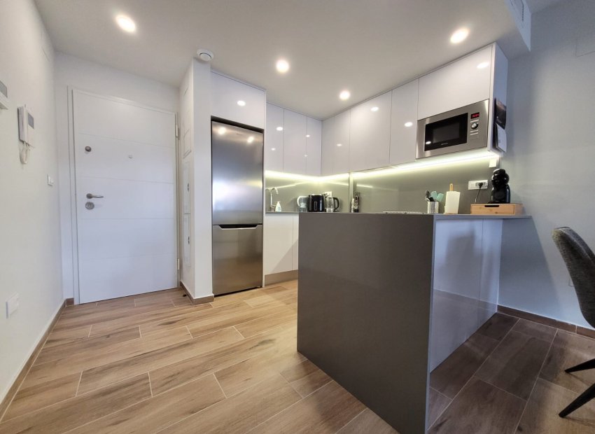 Herverkoop - Appartement -
Orihuela Costa