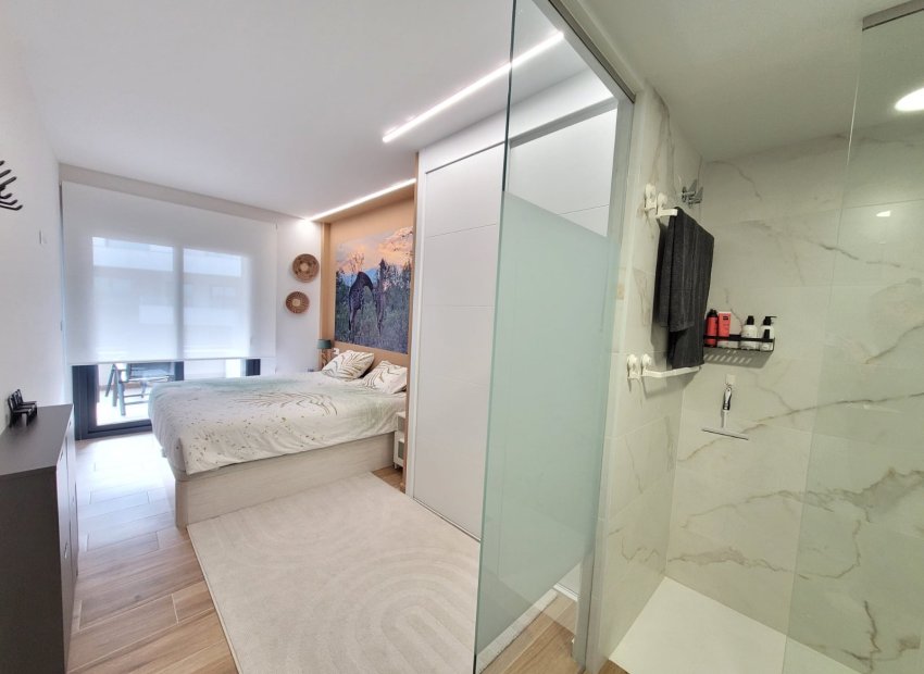 Herverkoop - Appartement -
Orihuela Costa