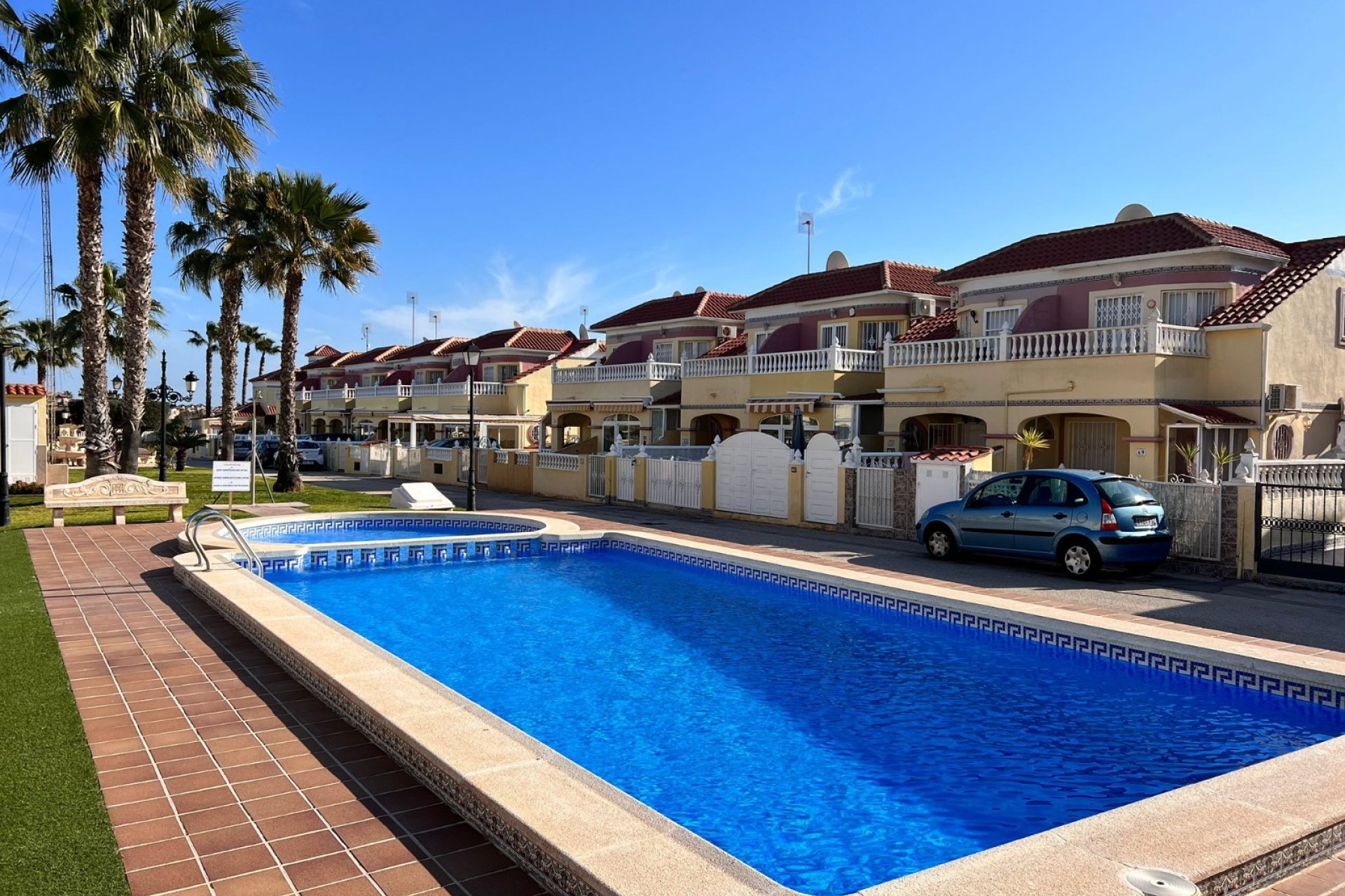 Herverkoop - Appartement -
Orihuela Costa