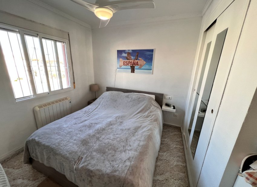 Herverkoop - Appartement -
Orihuela Costa