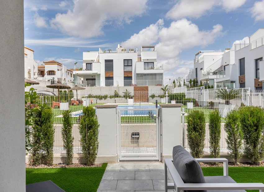 Herverkoop - Appartement -
Orihuela - Entre Naranjos Vistabella Golf