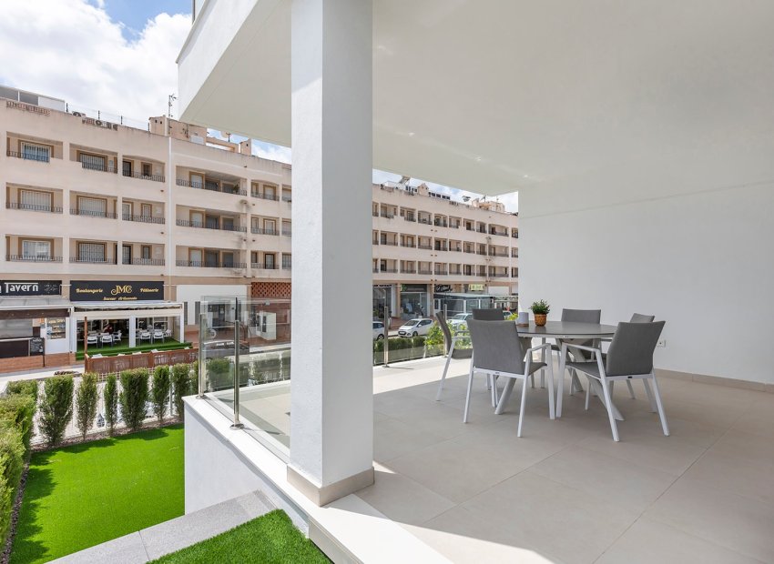 Herverkoop - Appartement -
Orihuela - Entre Naranjos Vistabella Golf