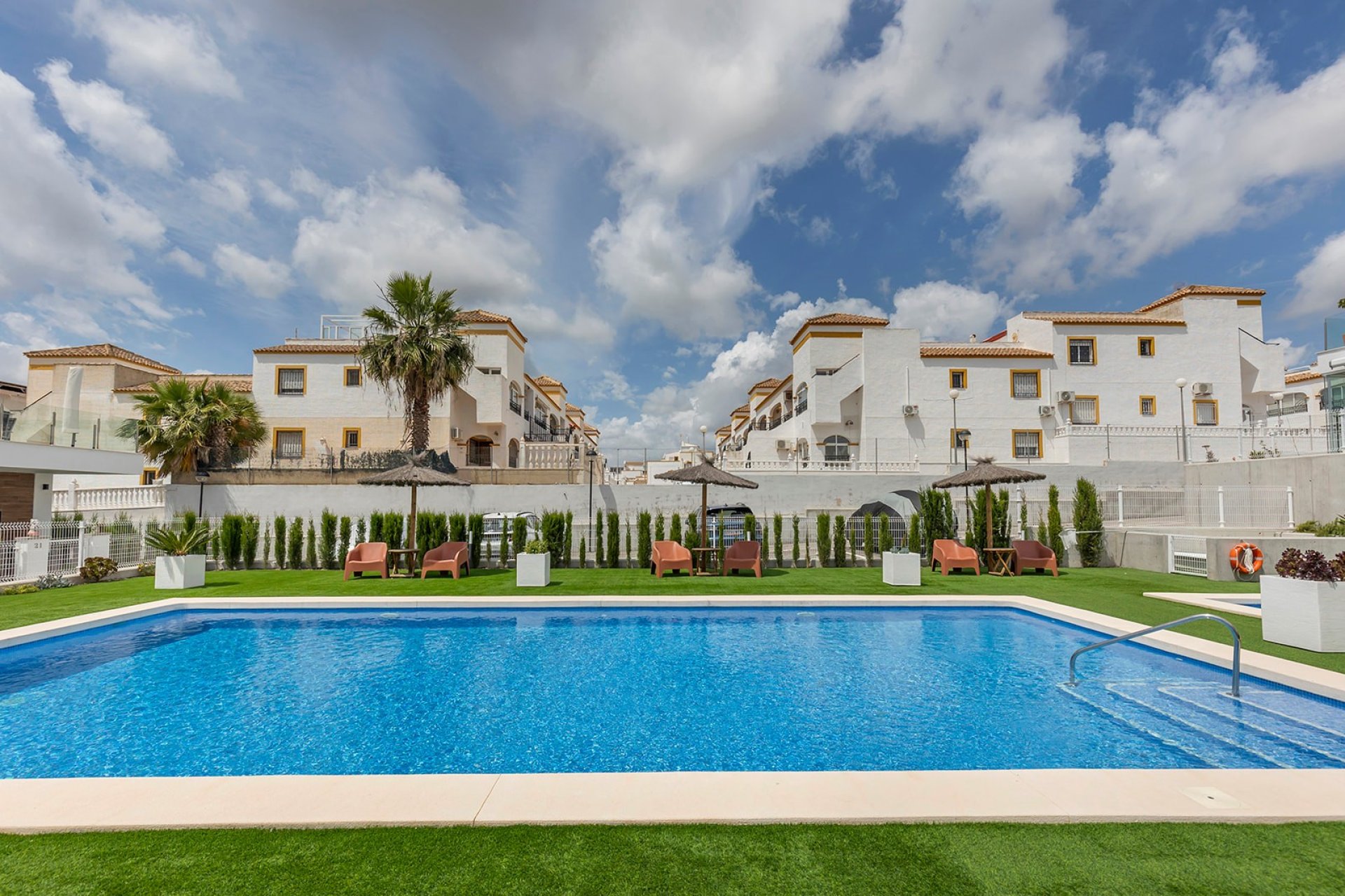 Herverkoop - Appartement -
Orihuela - Entre Naranjos Vistabella Golf