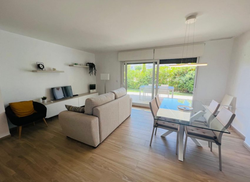 Herverkoop - Appartement -
Orihuela - Entre Naranjos - Vistabella Golf