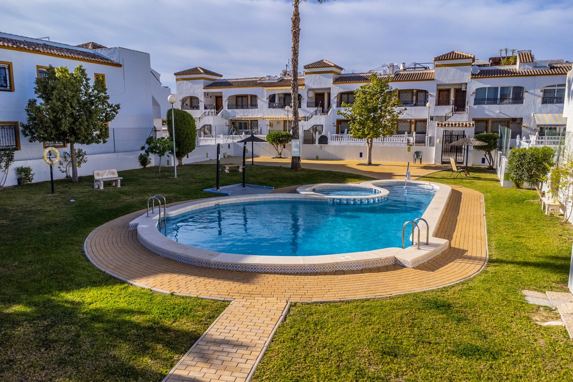 Herverkoop - Appartement -
Orihuela - Vistabella Golf