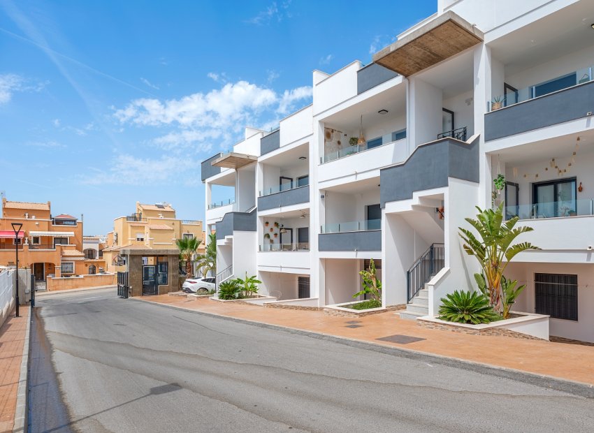 Herverkoop - Appartement -
Torrevieja - Costa Blanca South