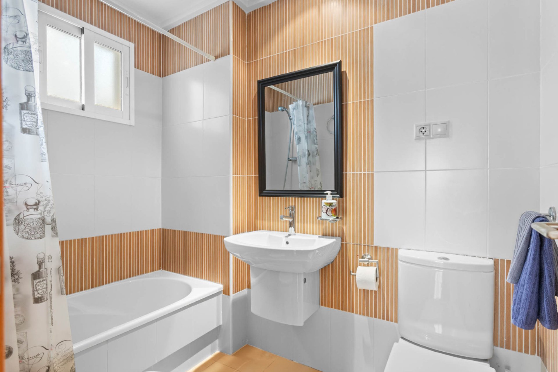 Herverkoop - Appartement -
Torrevieja - El Molino