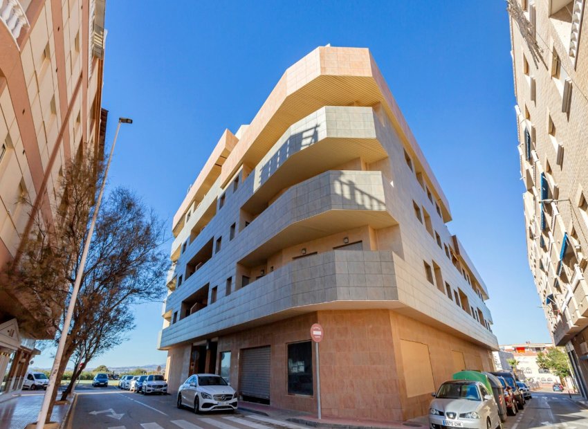 Herverkoop - Appartement -
Torrevieja - La Mata Pueblo