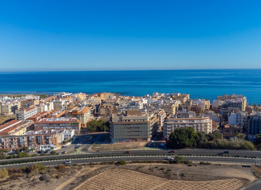 Herverkoop - Appartement -
Torrevieja - La Mata Pueblo